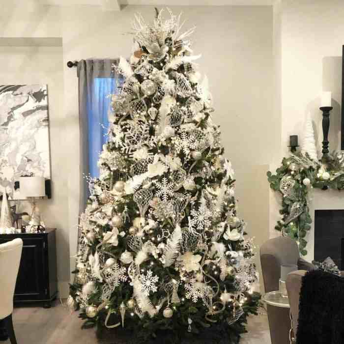 White christmas tree decoration