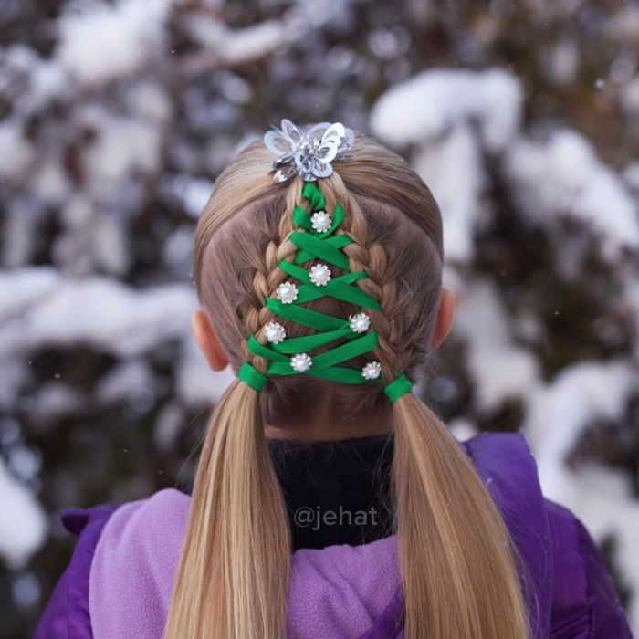 Angel hair decoration for christmas tree