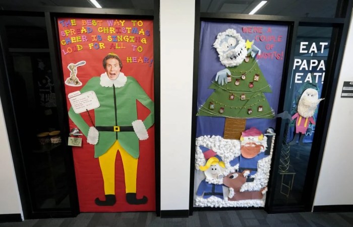 Door decoration christmas contest