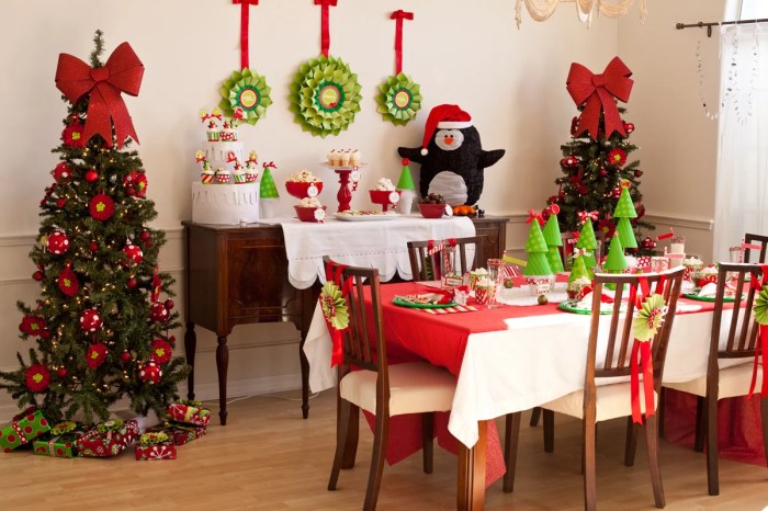 Christmas party decoration themes