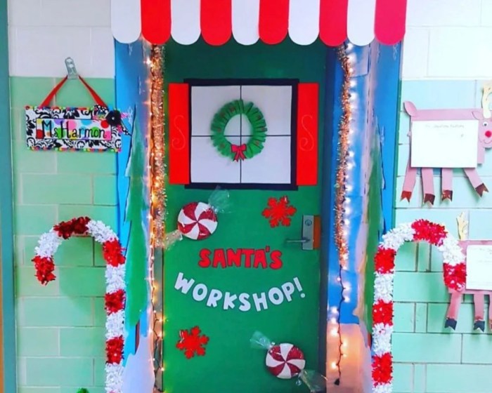 Door decoration christmas contest