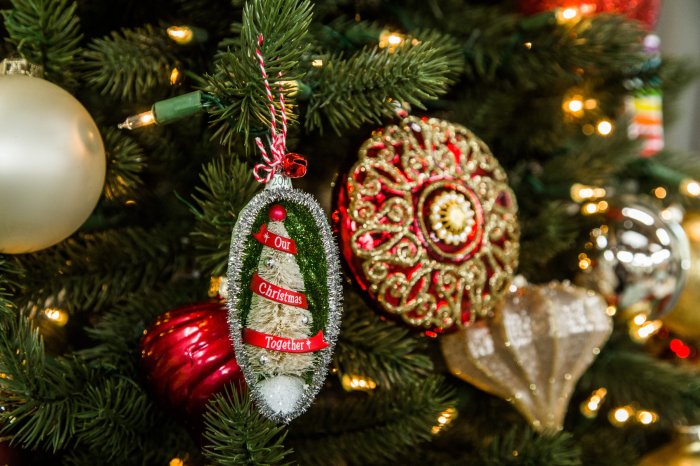 Christmas ball tree decoration